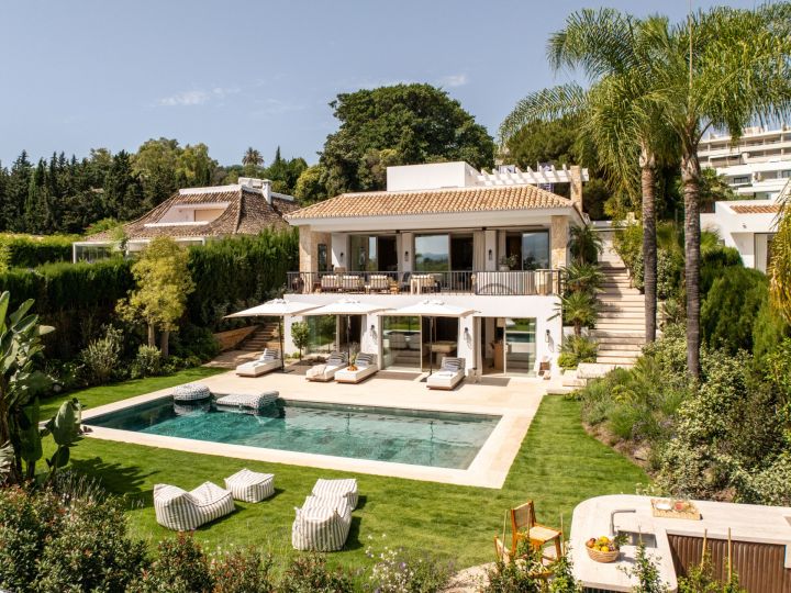 Villa Salina - Elegant Villa featuring Modern Design