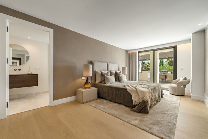 Villa Rocio - Fascinating Contemporary Villa in Prime Location