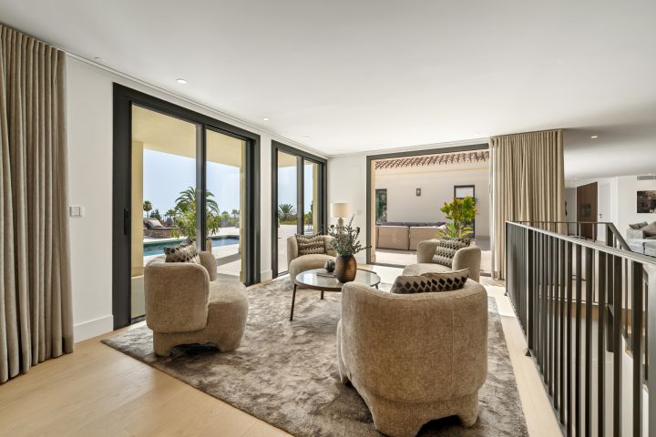 Villa Rocio - Fascinating Contemporary Villa in Prime Location