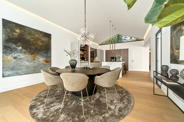 Villa Rocio - Fascinating Contemporary Villa in Prime Location