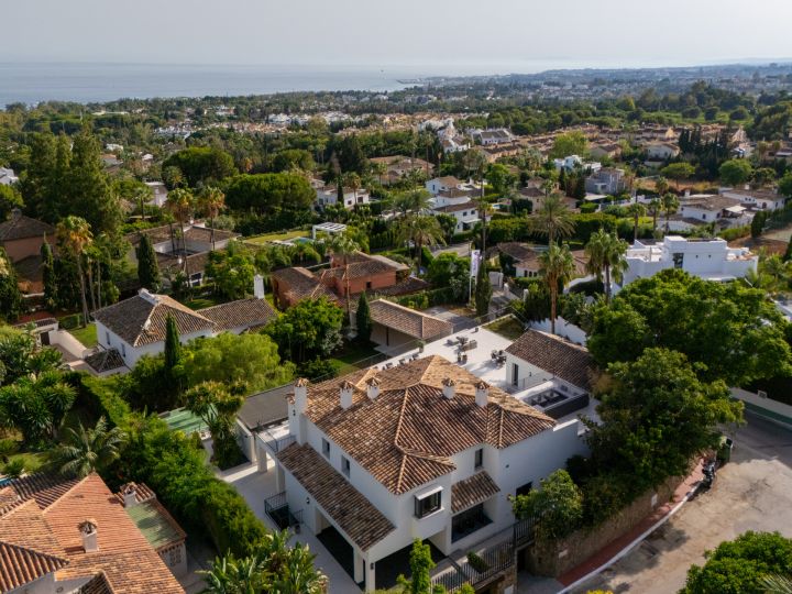 Villa Rocio - Fascinating Contemporary Villa in Prime Location