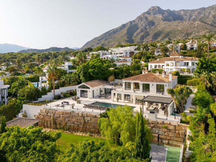 Villa Rocio - Fascinating Contemporary Villa in Prime Location