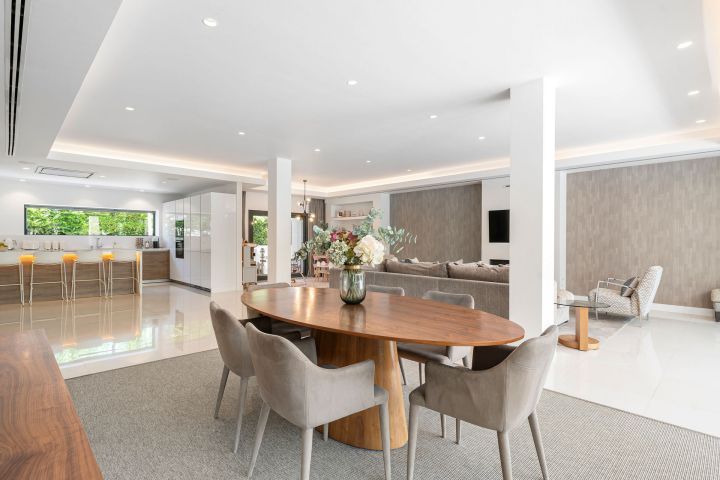 Herrojo 110 - Fascinating Villa minutes from Golf Course