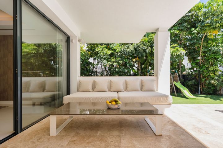 Herrojo 110 - Fascinating Villa minutes from Golf Course