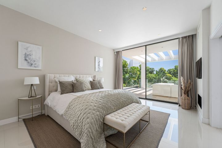 Herrojo 110 - Fascinating Villa minutes from Golf Course