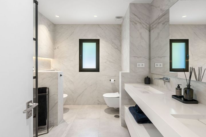 Herrojo 110 - Fascinating Villa minutes from Golf Course