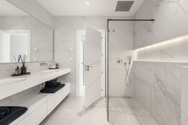 Herrojo 110 - Fascinating Villa minutes from Golf Course