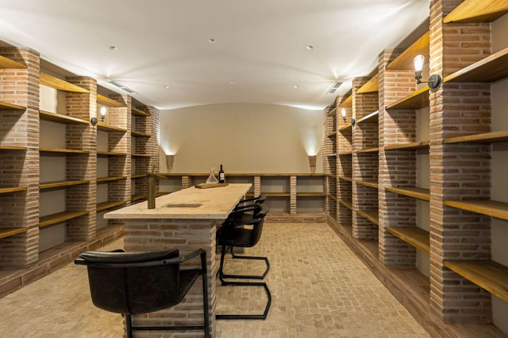 Herrojo 110 - Fascinating Villa minutes from Golf Course