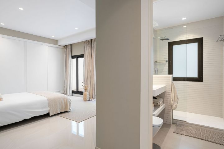 Herrojo 110 - Fascinating Villa minutes from Golf Course