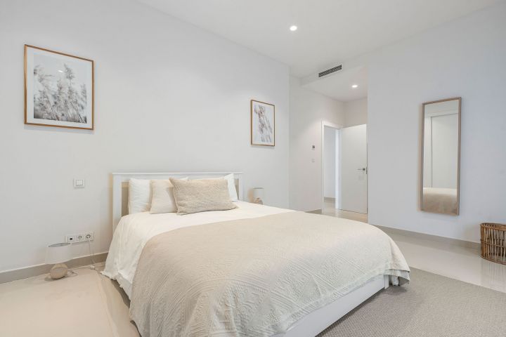 Herrojo 110 - Fascinating Villa minutes from Golf Course