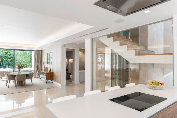 Herrojo 110 - Fascinating Villa minutes from Golf Course