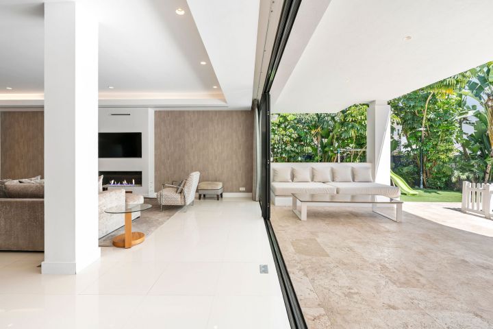 Herrojo 110 - Fascinating Villa minutes from Golf Course