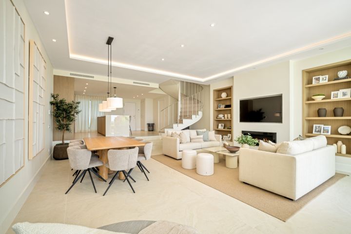 Mirador 4 - Stunning Townhouse with Private Garden