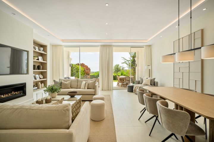 Mirador 4 - Stunning Townhouse with Private Garden