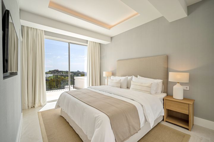 Mirador 4 - Stunning Townhouse with Private Garden