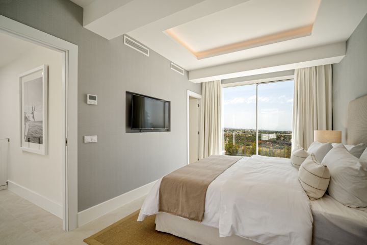 Mirador 4 - Stunning Townhouse with Private Garden