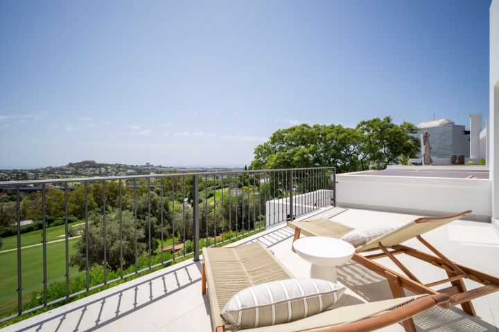 Mirador 4 - Stunning Townhouse with Private Garden