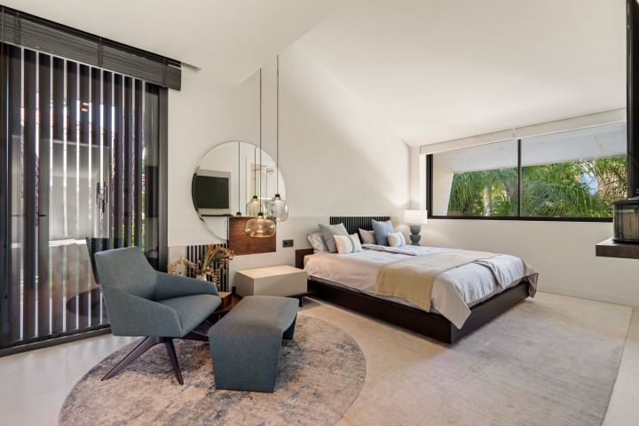 Las Chapas 5 - Villa Moderna Única con Detalles Llamativas