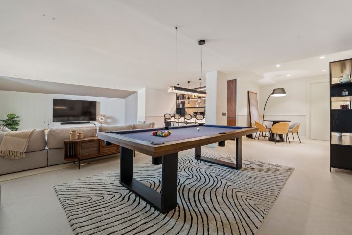 Las Chapas 5 - Villa Moderna Única con Detalles Llamativas