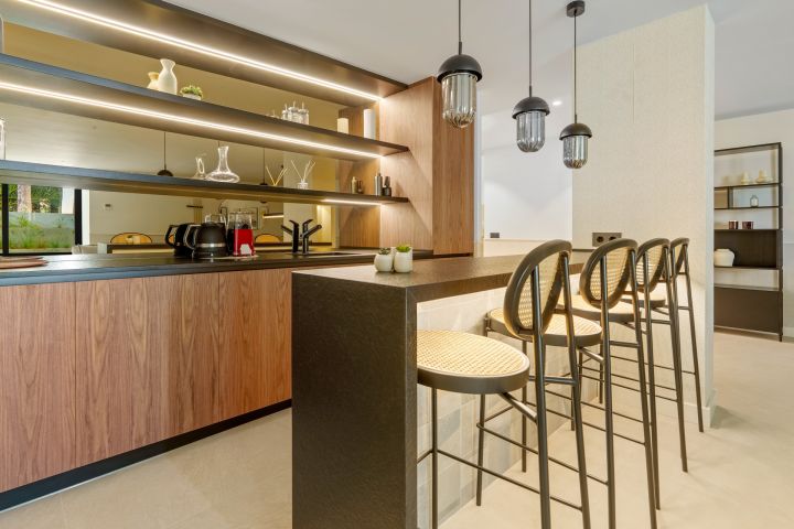 Las Chapas 5 - Villa Moderna Única con Detalles Llamativas