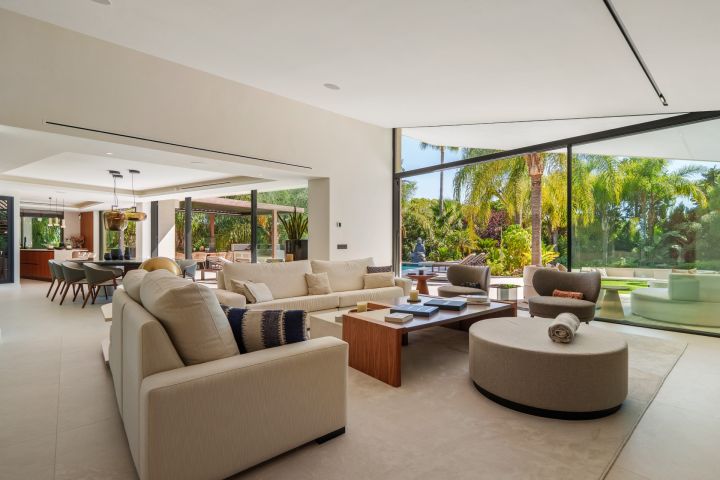 Las Chapas 5 - Villa Moderna Única con Detalles Llamativas