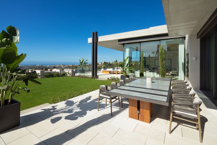 The Hills 8 - Modern Exclusive Villa with Stunning Sea Views