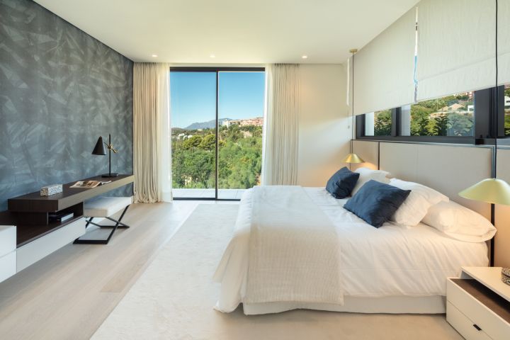 The Hills 8 - Modern Exclusive Villa with Stunning Sea Views