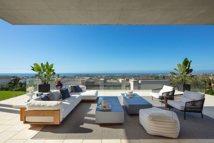 The Hills 8 - Modern Exclusive Villa with Stunning Sea Views