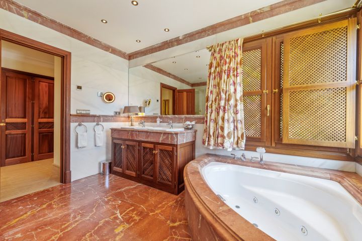 El Bosque - Domaine Fascinant à Lomas de Marbella Club