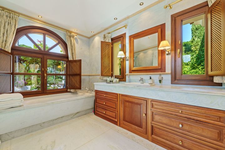 El Bosque - Domaine Fascinant à Lomas de Marbella Club