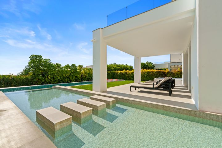 Villa Nova - Modern Residence with Amenities