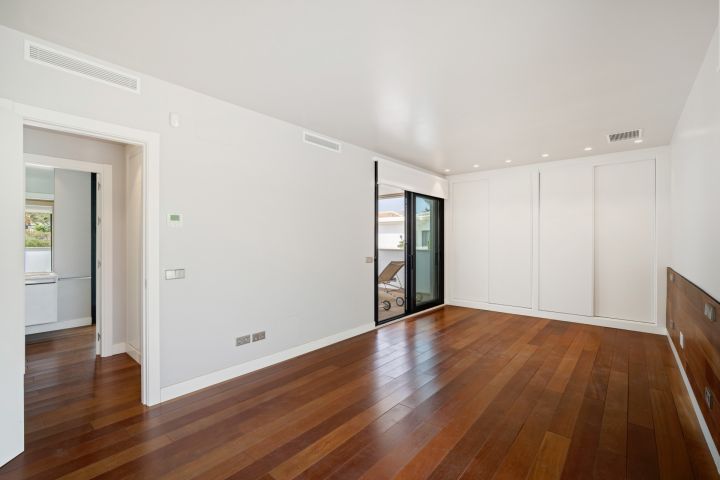 Encantadora Villa en Segunda Línea de Playa – Marbesa - Encantadora Villa en Segunda Línea de Playa – Marbesa