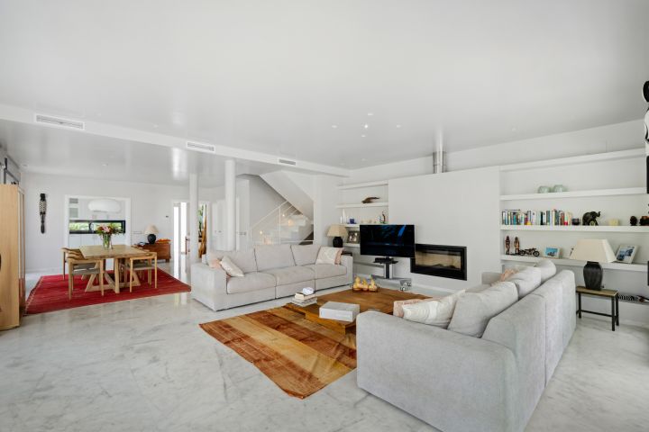 Villa de obra nueva en Marbesa - Villa de obra nueva en Marbesa