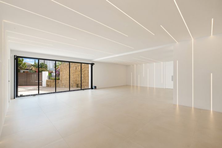 Villa George – Modern Luxury in Sierra Blanca, Marbella - Villa George – Modern Luxury in Sierra Blanca, Marbella