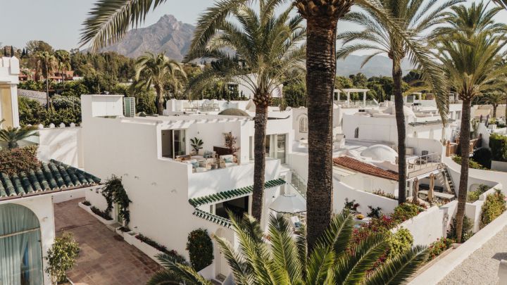 Oasis Club 10 - Élégance et art de vivre en bord de mer sur le Golden Mile de Marbella