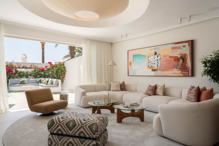 Oasis Club 10 - Élégance et art de vivre en bord de mer sur le Golden Mile de Marbella