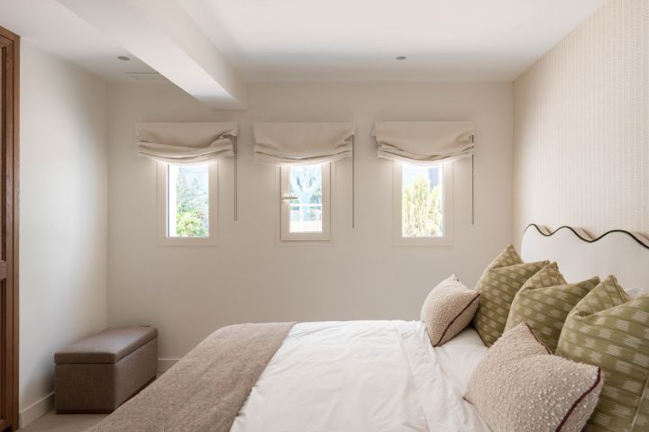 Oasis Club 10 - Élégance et art de vivre en bord de mer sur le Golden Mile de Marbella