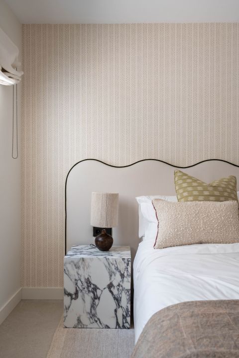 Oasis Club 10 - Élégance et art de vivre en bord de mer sur le Golden Mile de Marbella