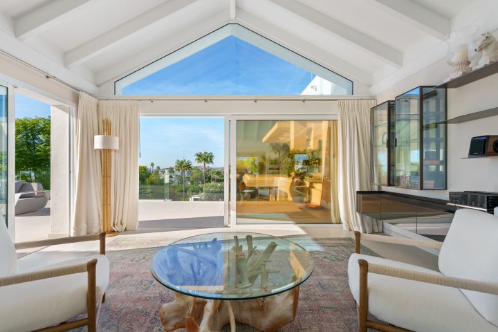 Casa K - Marvellous Mediterranean Estate in Prime Location