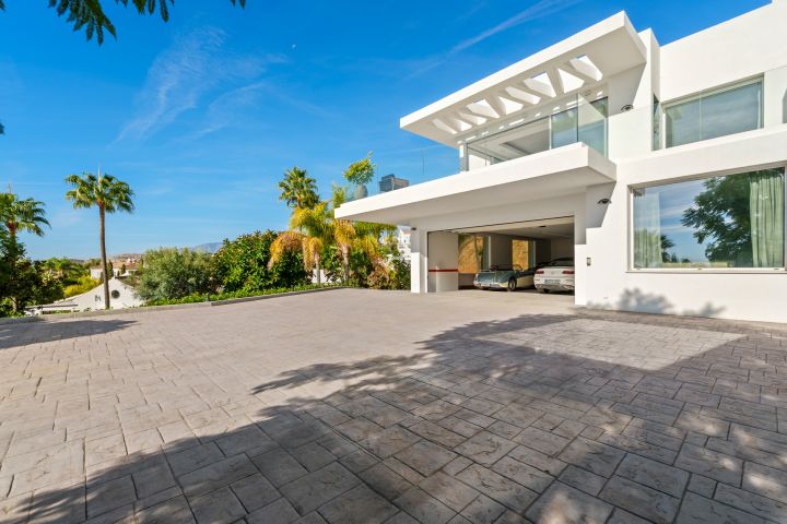 Casa K - Marvellous Mediterranean Estate in Prime Location