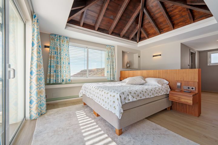 Casa K - Marvellous Mediterranean Estate in Prime Location