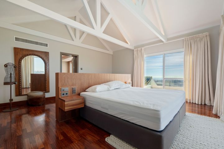 Casa K - Marvellous Mediterranean Estate in Prime Location