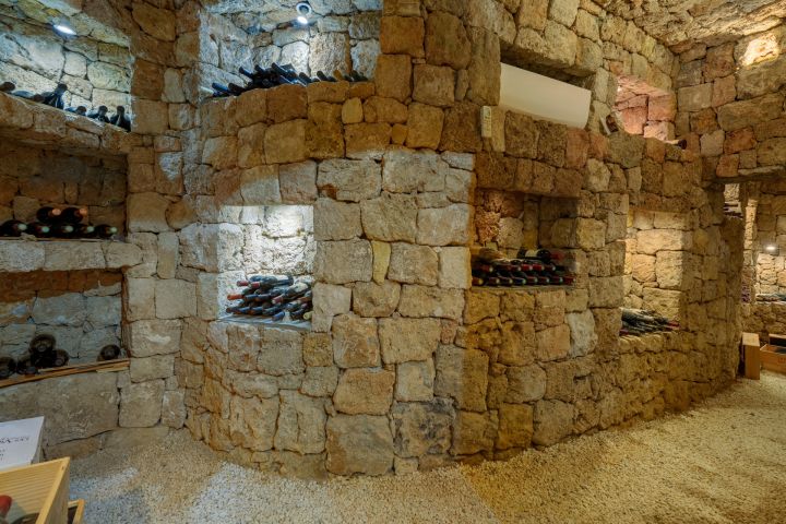 Casa K - Marvellous Mediterranean Estate in Prime Location