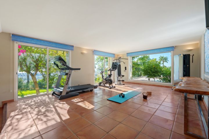 Casa K - Marvellous Mediterranean Estate in Prime Location