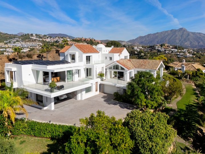 Casa K - Marvellous Mediterranean Estate in Prime Location