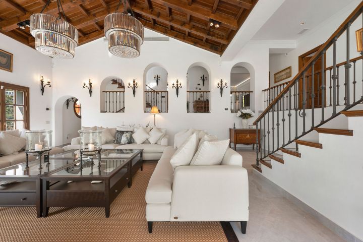 Villa Las Palmeras - Incredible Property in El Madroñal