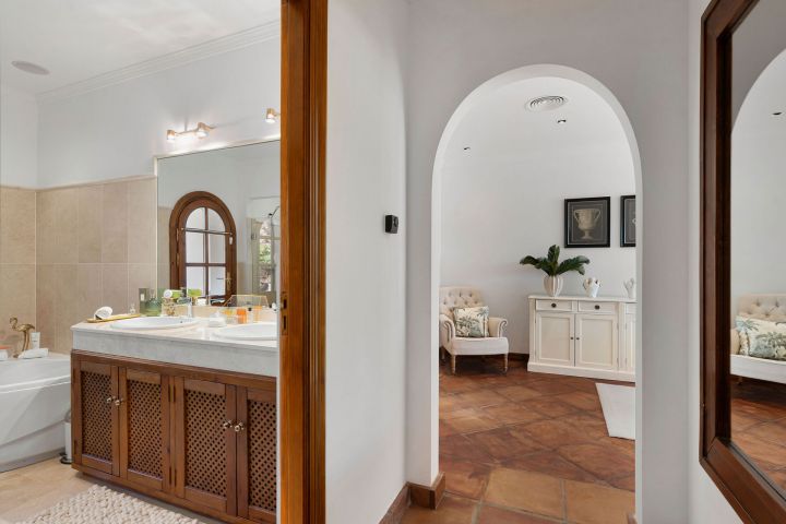 Villa Las Palmeras - Incredible Property in El Madroñal