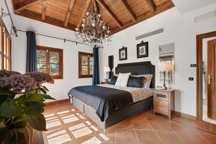 Villa Las Palmeras - Incredible Property in El Madroñal