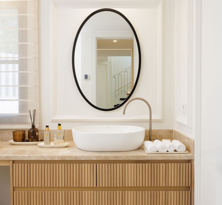 Villa Agata - Fascinating Mediterranean Villa in Prime Location