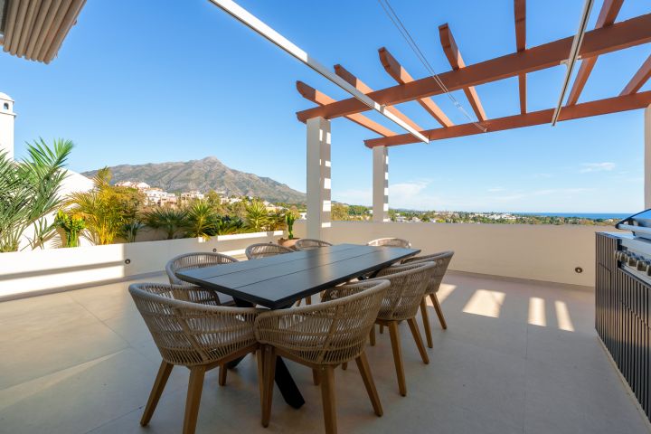 Belvederes 12 - Renovated Scandinavian-Style Duplex Penthouse with Private Pool and Panoramic Views in La Cerquilla